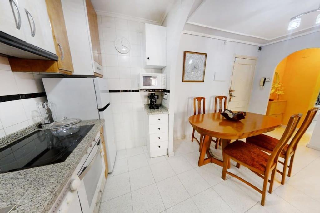 Cozy 2 Bed Apartment Playa De Los Locos Торевьиа Экстерьер фото