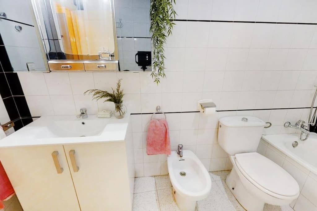 Cozy 2 Bed Apartment Playa De Los Locos Торевьиа Экстерьер фото